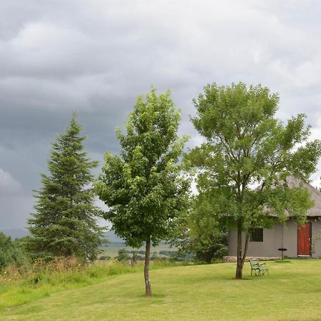 Khotso Lodge & Horse Trails Underberg Exteriör bild